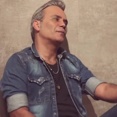 دانلود آهنگ شهرام شکوهی به نام زیبای بی احساس