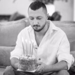 دانلود آهنگ شایع به نام احتیاج دارم