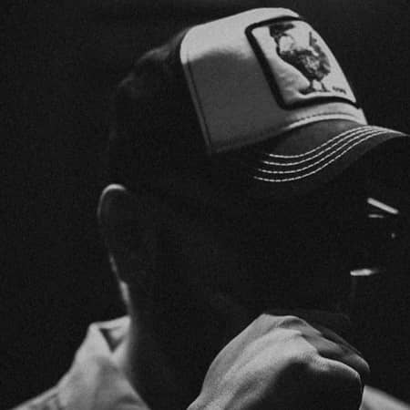 دانلود آهنگ اشوان به نام دلم تنگه